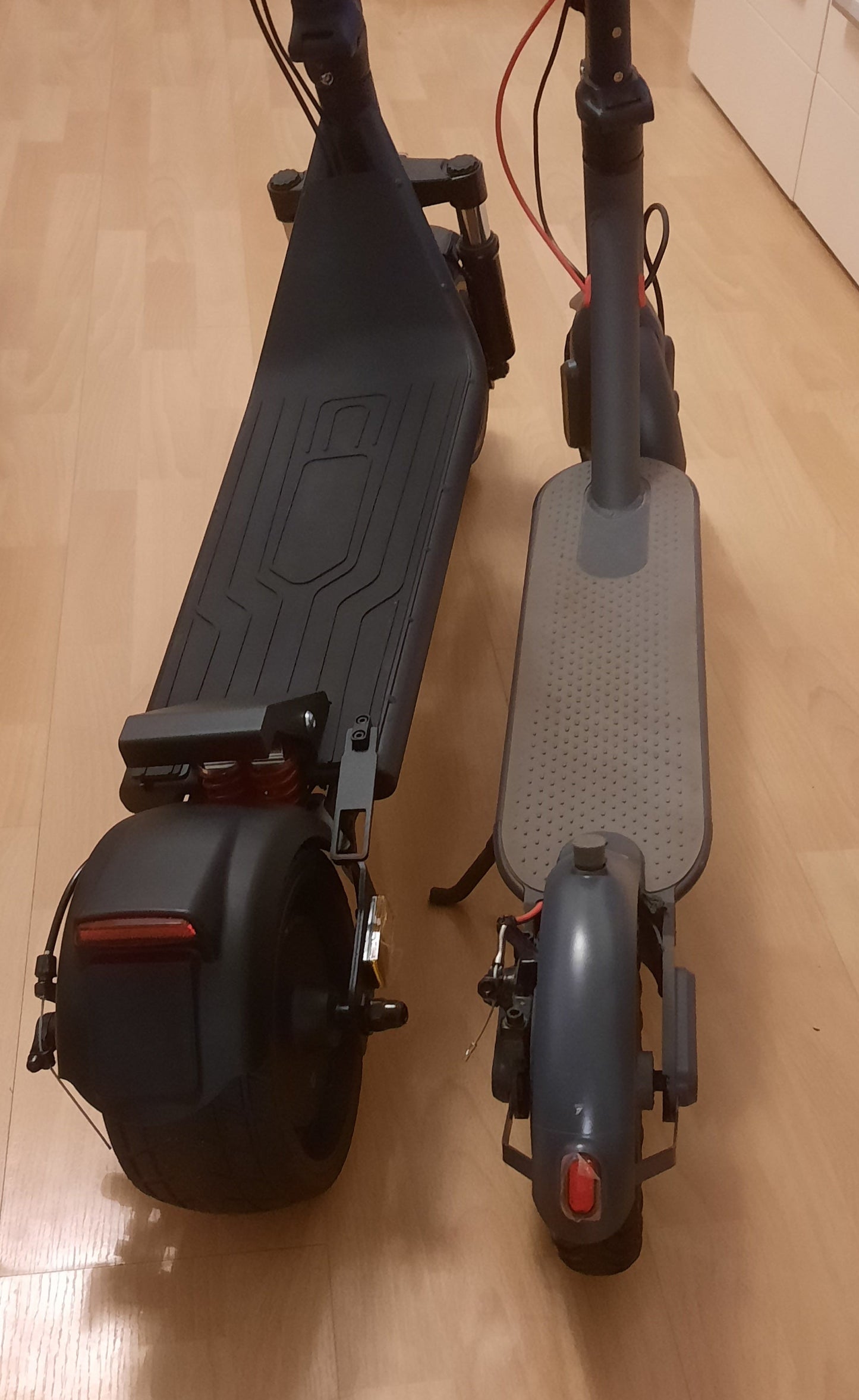 Elektro Scooter Roller S4 mit breiten Reifen